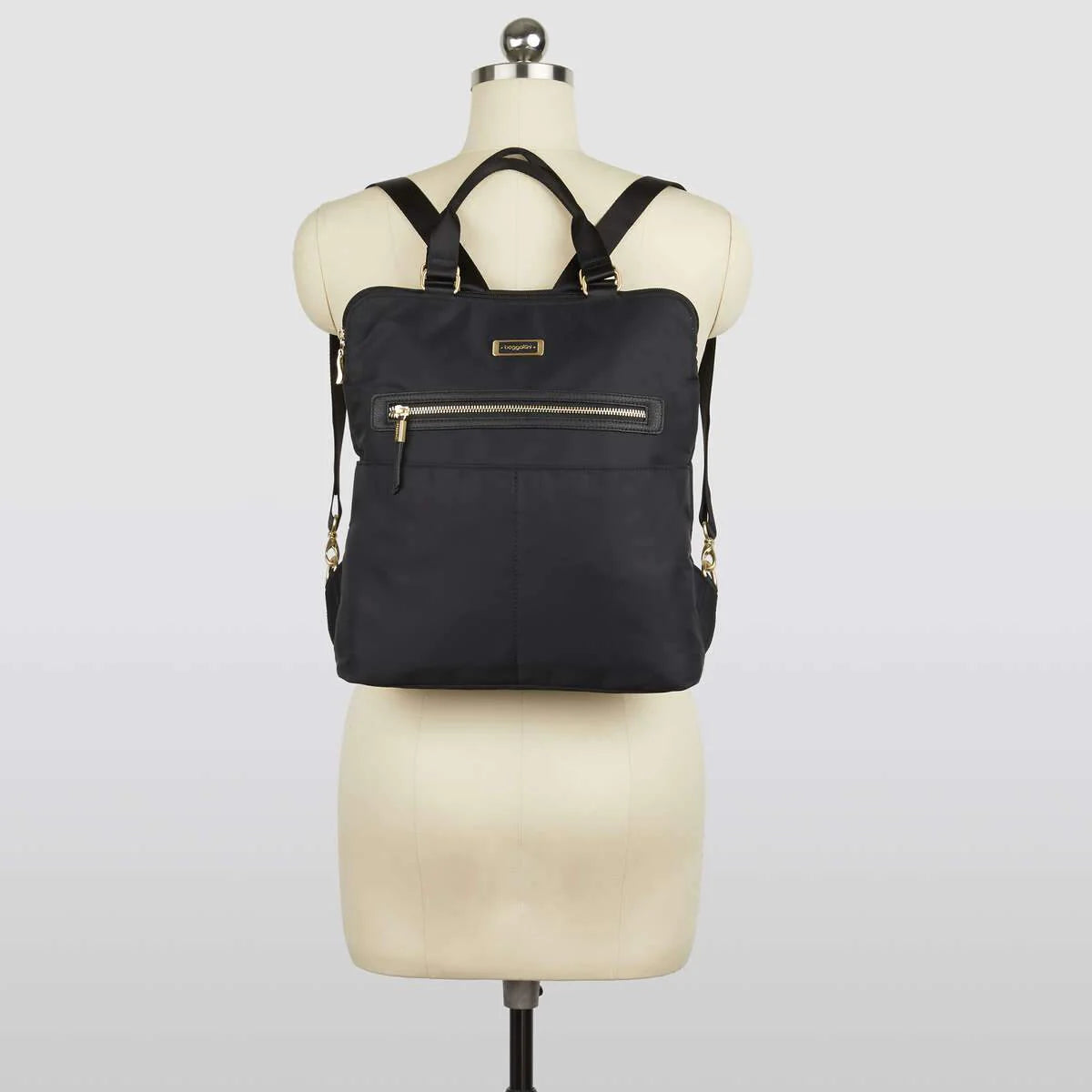 baggallini-backpack-187uxx-1.jpg